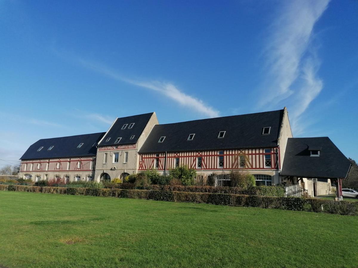 Nid De Pie Grand Duplex Lumineux Cadre Verdoyant Calme A 5 Mn De La Mer Pres Port En Bessin, Bayeux, Omaha Beach, Commes Экстерьер фото