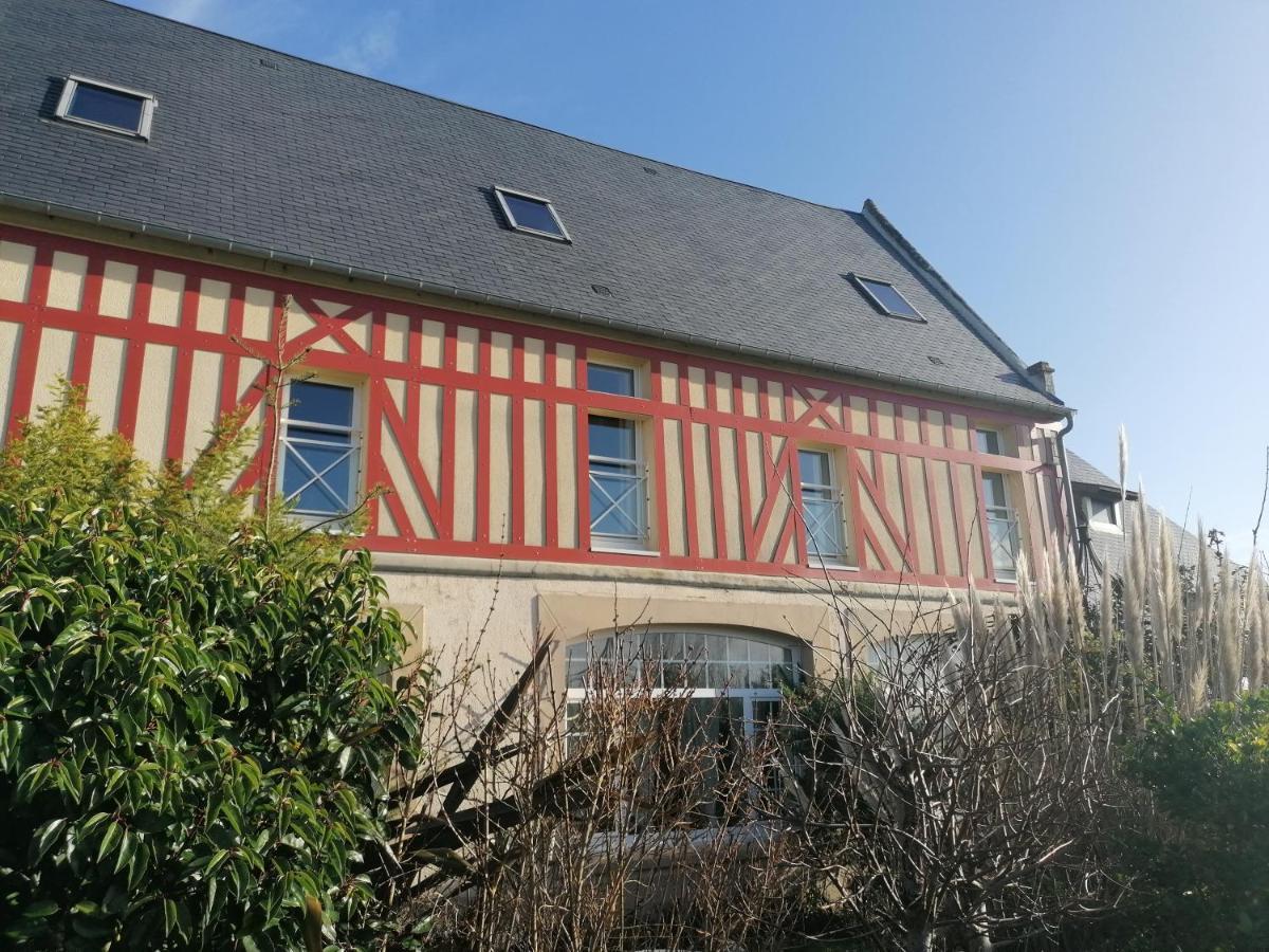 Nid De Pie Grand Duplex Lumineux Cadre Verdoyant Calme A 5 Mn De La Mer Pres Port En Bessin, Bayeux, Omaha Beach, Commes Экстерьер фото