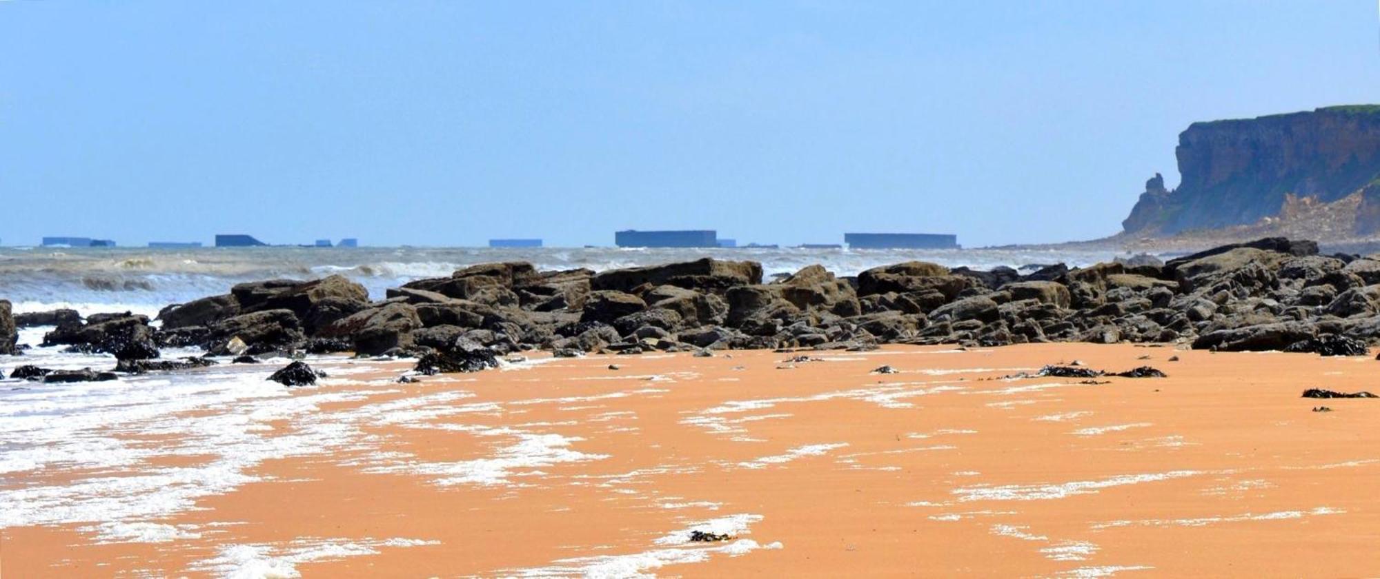 Nid De Pie Grand Duplex Lumineux Cadre Verdoyant Calme A 5 Mn De La Mer Pres Port En Bessin, Bayeux, Omaha Beach, Commes Экстерьер фото